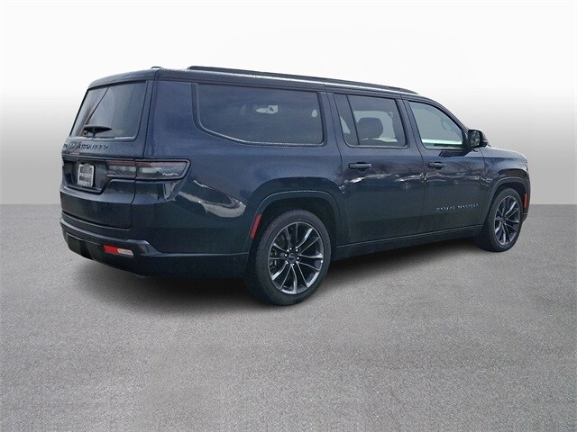 Thumbnail: 2024 Jeep Grand Wagoneer L - 4