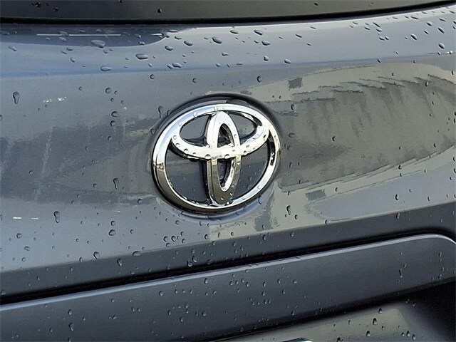 Thumbnail: 2025 Toyota Corolla Cross - 28