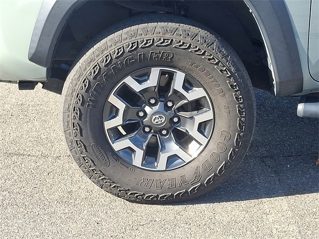 Thumbnail: 2022 Toyota Tacoma - 8