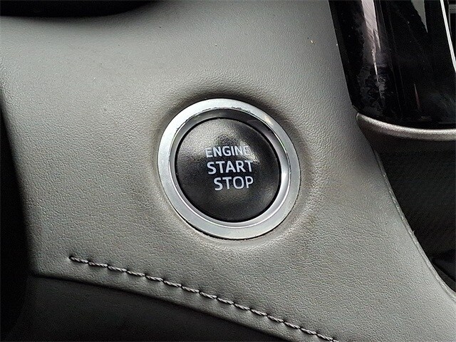 Thumbnail: 2021 Toyota Highlander - 24