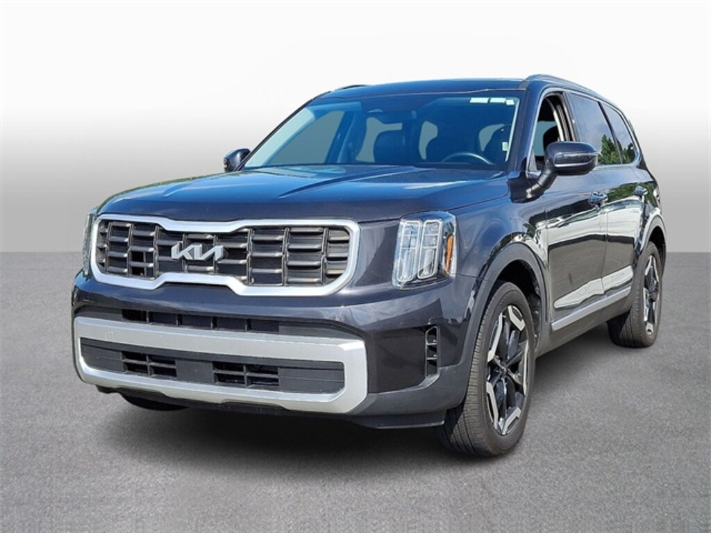 Used 2025 Kia Telluride S SUV