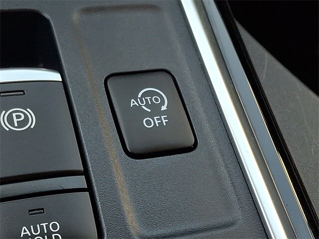 Thumbnail: 2025 Nissan Pathfinder - 25