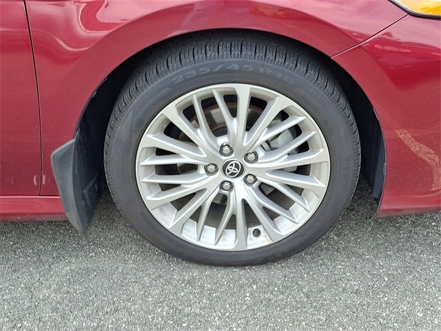 2020 Toyota Camry XLE 5