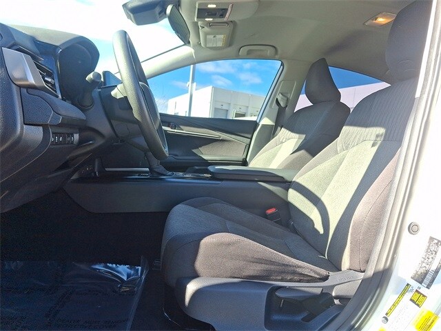 Thumbnail: 2025 Toyota Camry - 13