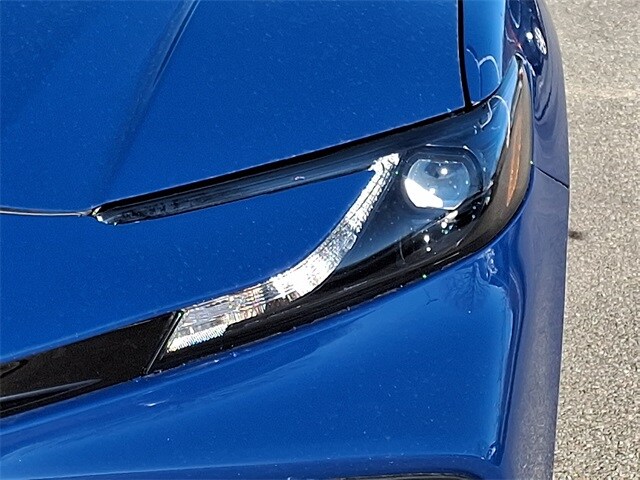 Thumbnail: 2025 Toyota Camry - 9