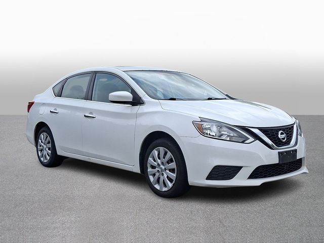 Thumbnail: 2016 Nissan Sentra - 3
