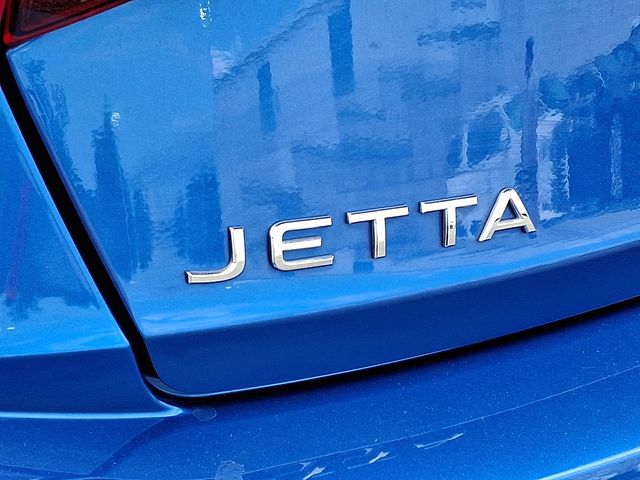 Thumbnail: 2023 Volkswagen Jetta - 32