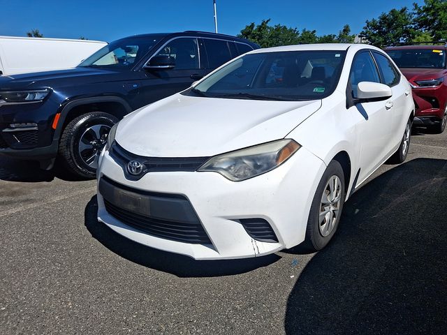 Thumbnail: 2015 Toyota Corolla - 2