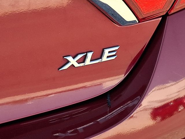 Thumbnail: 2015 Toyota Camry - 33