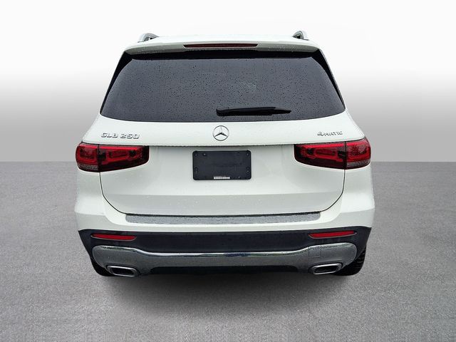 Thumbnail: 2021 Mercedes-Benz GLB - 5