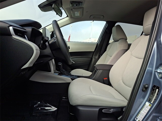 Thumbnail: 2025 Toyota Corolla Cross - 13