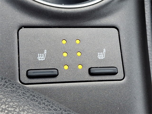 Thumbnail: 2023 Toyota Camry - 24