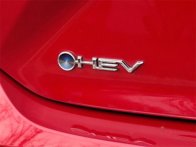 Thumbnail: 2025 Toyota Camry - 31