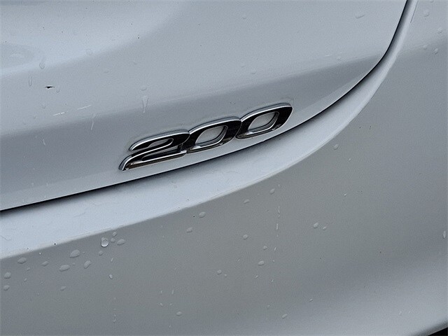 Thumbnail: 2015 Chrysler 200 - 30