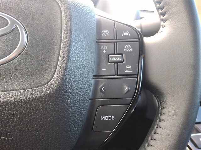 Thumbnail: 2024 Toyota bZ4X - 22