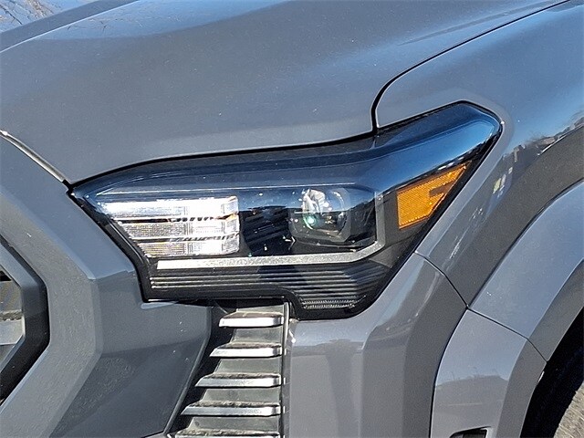 Thumbnail: 2025 Toyota Tacoma - 9