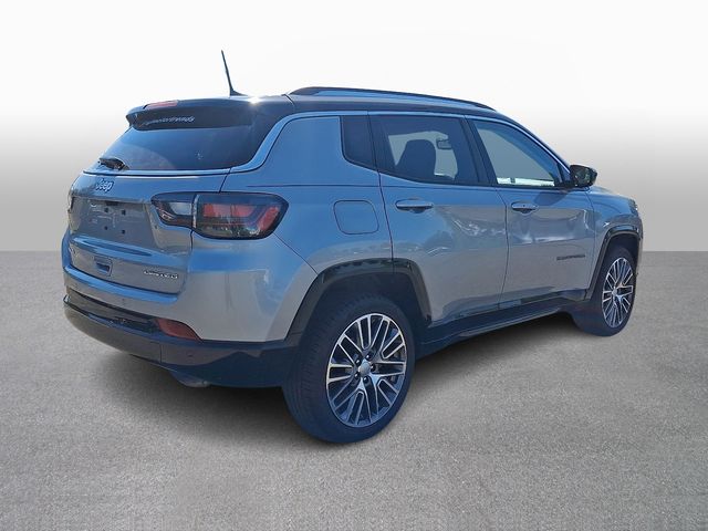 Thumbnail: 2022 Jeep Compass - 4