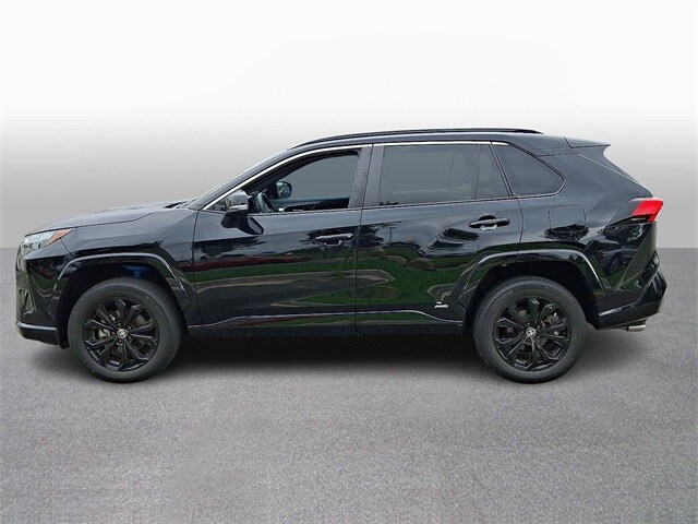 Thumbnail: 2022 Toyota RAV4 - 7