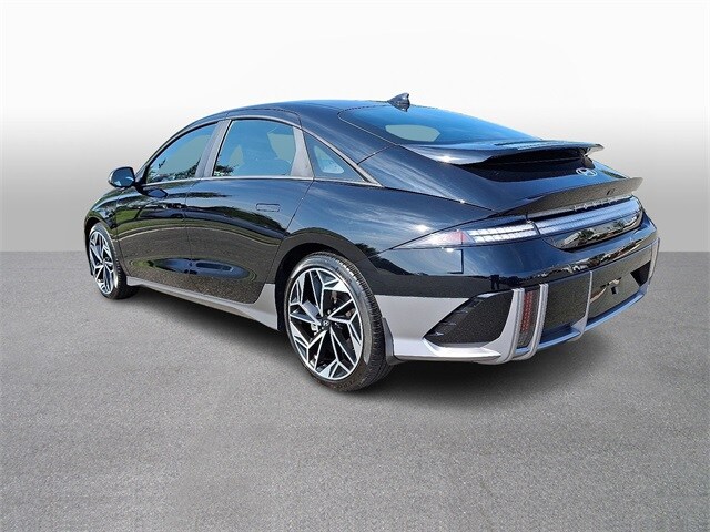 Thumbnail: 2023 Hyundai Ioniq 6 - 6