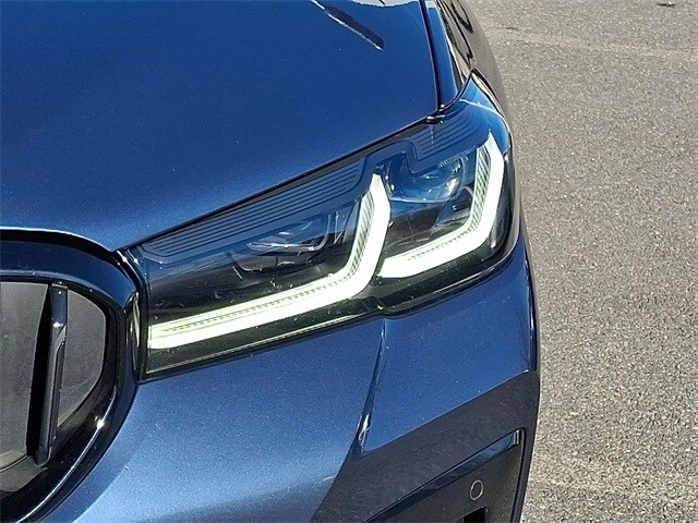 Thumbnail: 2023 BMW 5 Series - 9