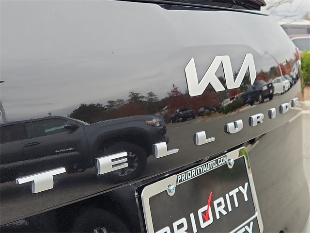 Thumbnail: 2022 Kia Telluride - 31