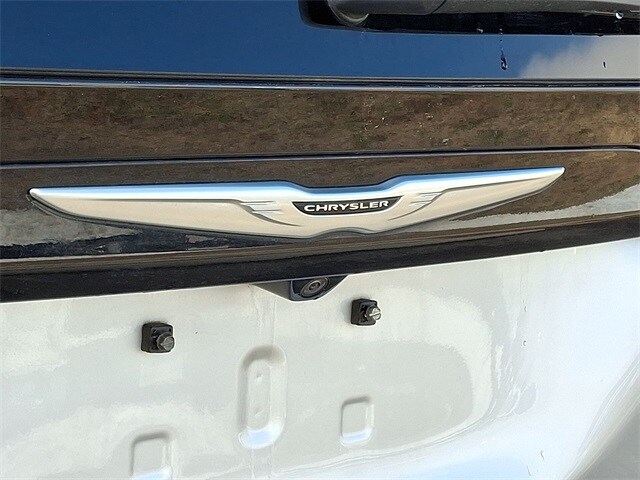 Thumbnail: 2023 Chrysler Voyager - 32