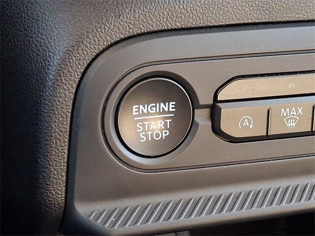 Thumbnail: 2025 Ford Bronco Sport - 22