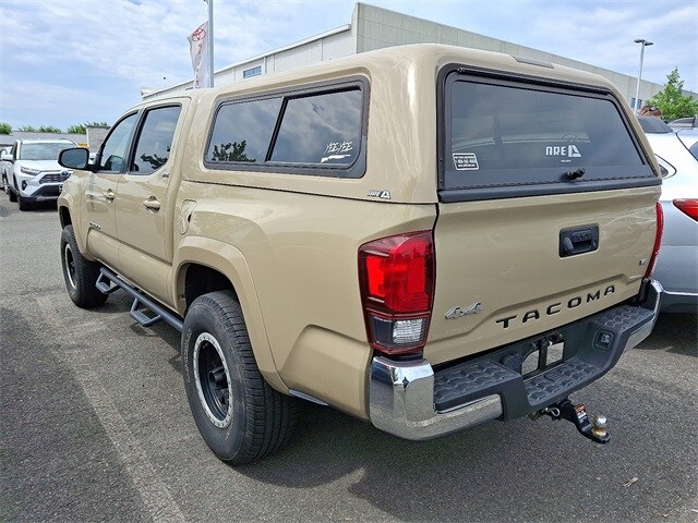 Thumbnail: 2018 Toyota Tacoma - 9