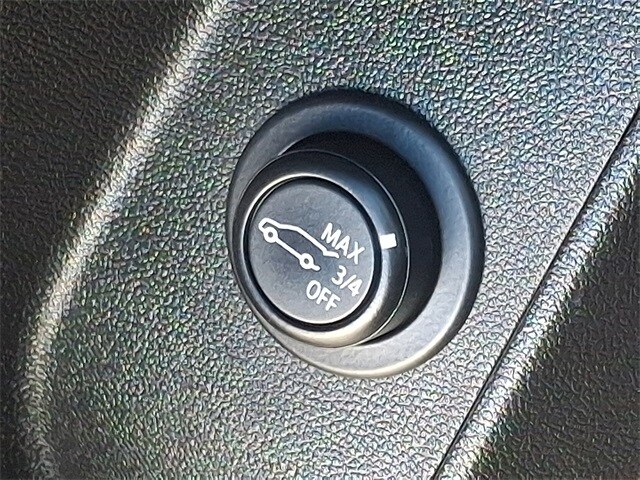 Thumbnail: 2023 Chevrolet Equinox - 28