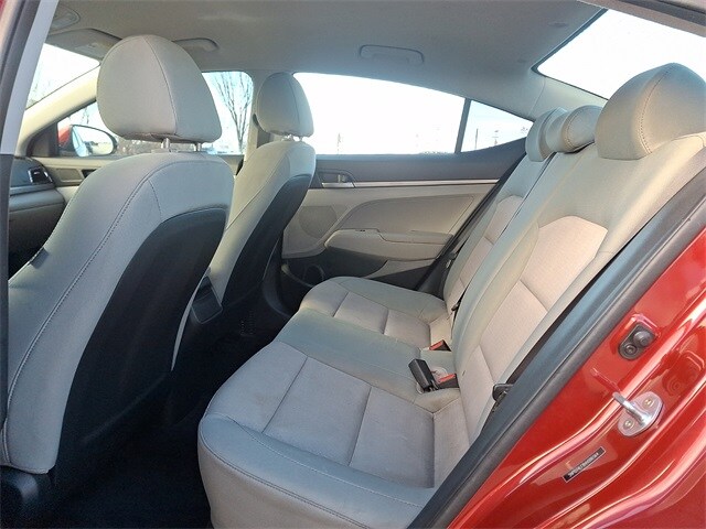 Thumbnail: 2017 Hyundai Elantra - 10