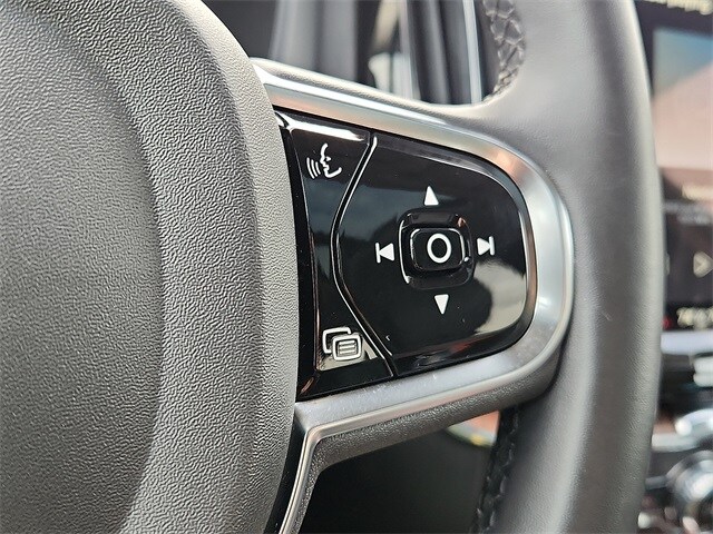 Thumbnail: 2024 Volvo XC60 - 20