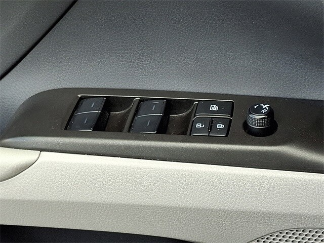 2024 Toyota Camry LE 26