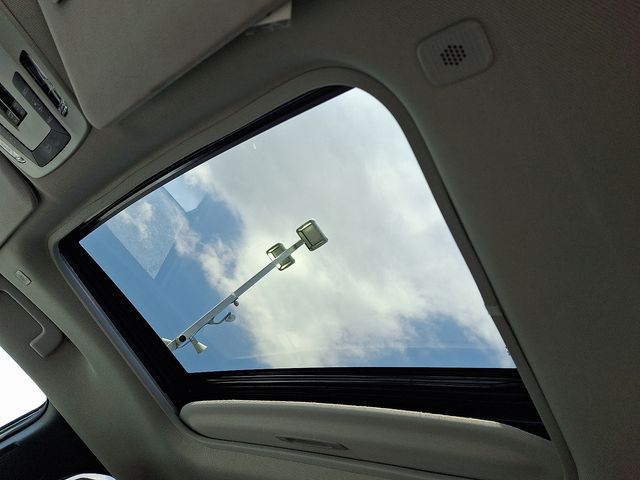 Thumbnail: 2025 Toyota Sienna - 15