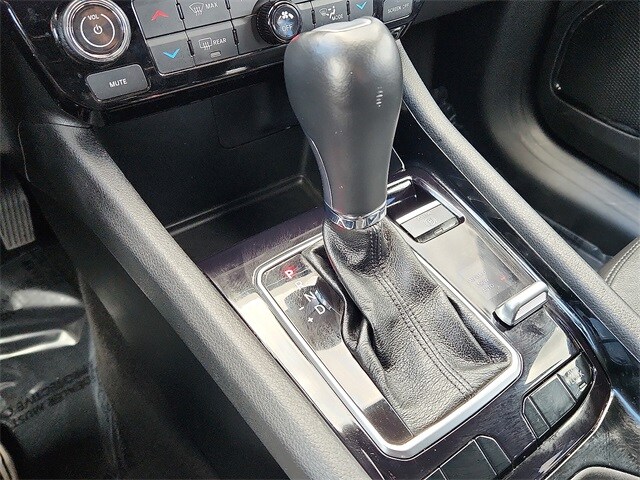 Thumbnail: 2023 Jeep Compass - 12