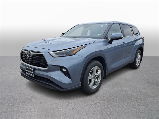 Thumbnail: 2023 Toyota Highlander - 1