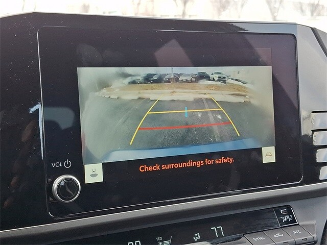 Thumbnail: 2025 Toyota Camry - 17