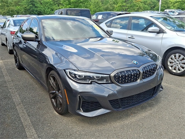 Thumbnail: 2022 BMW 3 Series - 3