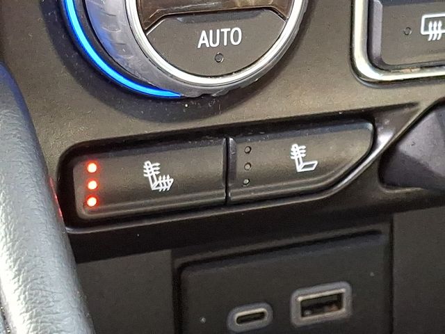 Thumbnail: 2023 Chevrolet Suburban - 26