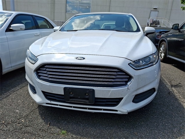 Thumbnail: 2015 Ford Fusion - 2