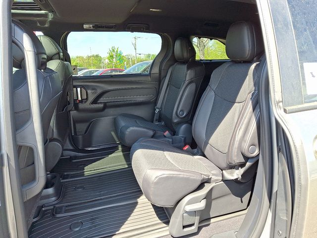 Thumbnail: 2026 Toyota Sienna - 7