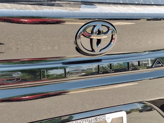 Thumbnail: 2026 Toyota Sienna - 21