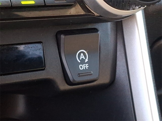 Thumbnail: 2019 Toyota RAV4 - 26