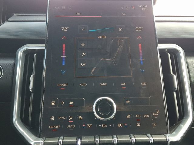 Thumbnail: 2024 GMC Acadia - 16