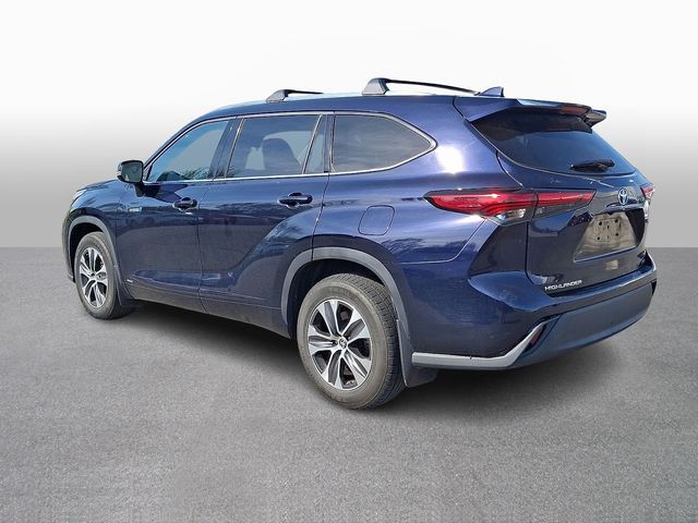 Thumbnail: 2021 Toyota Highlander - 6