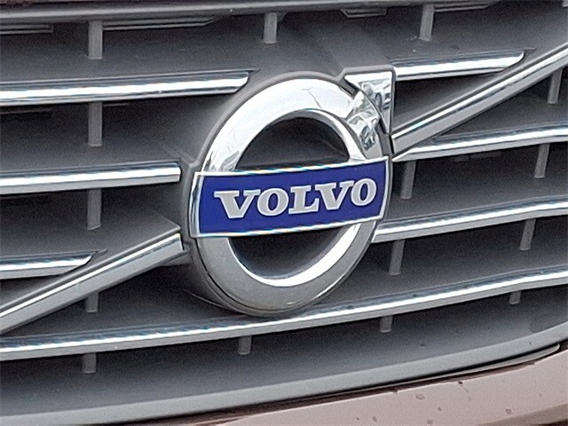 Thumbnail: 2016 Volvo XC60 - 5