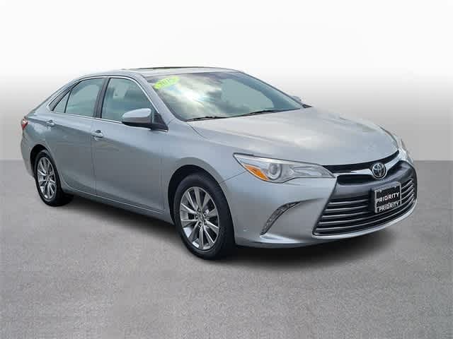 Thumbnail: 2015 Toyota Camry - 3