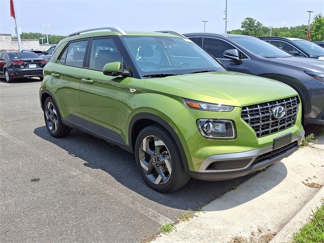 2022 Hyundai Venue SEL 3