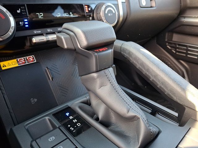 Thumbnail: 2025 Toyota 4Runner - 15