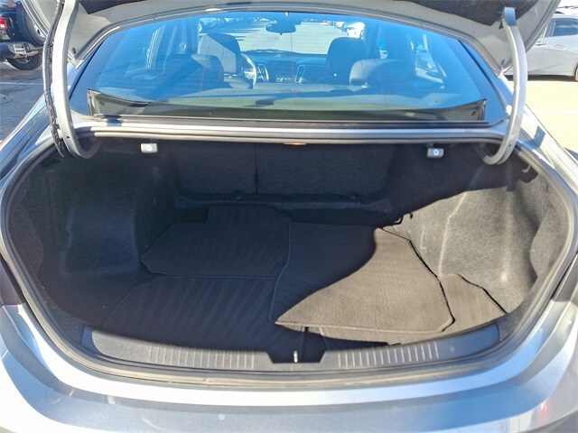 Thumbnail: 2023 Chevrolet Malibu - 29