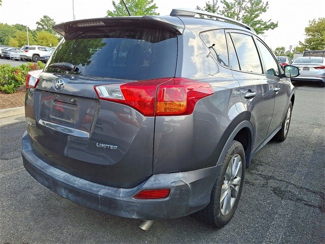 Thumbnail: 2013 Toyota RAV4 - 6